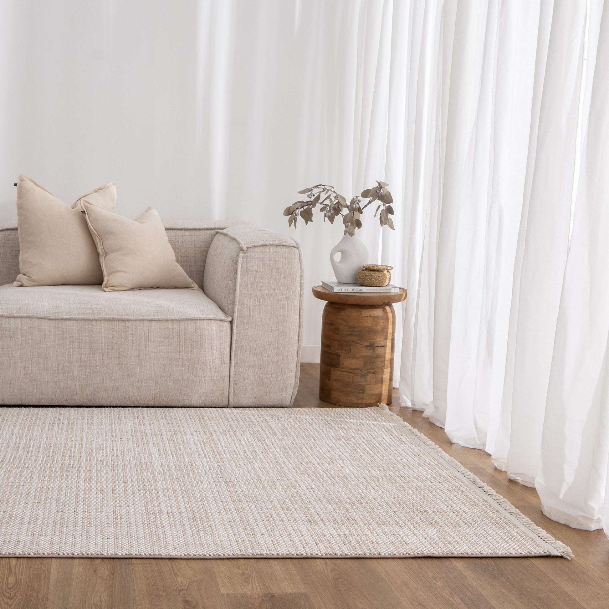 Berno Ivory Beige Loop Rug - B008