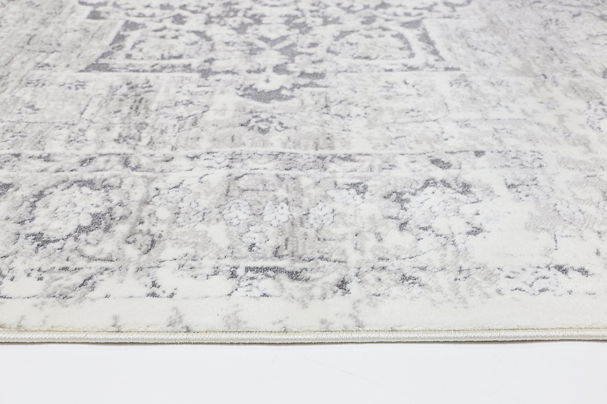 Bohemian Paradise Classic Vintage Grey Rug - 09GREY
