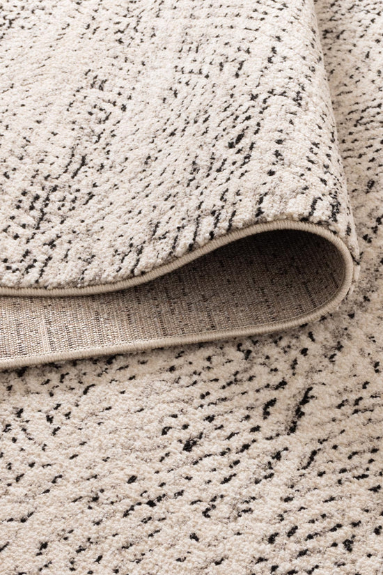 Clara Distressed Diamonds Cream Charcoal Rug - C100