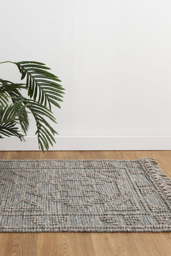 Diego Ornamental Grey Multi Wool Rug - DIEG03