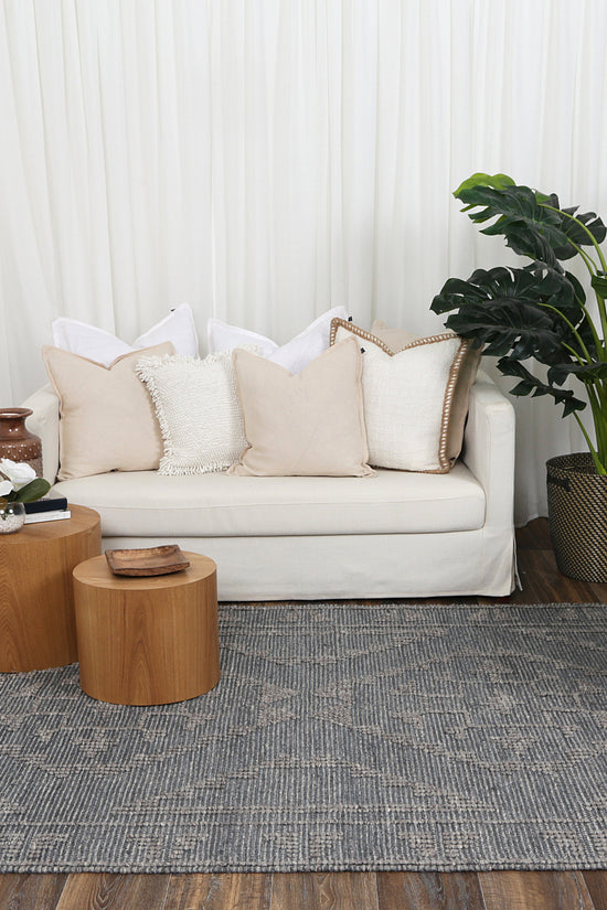 Diego Ornamental Grey Multi Wool Rug - DIEG03