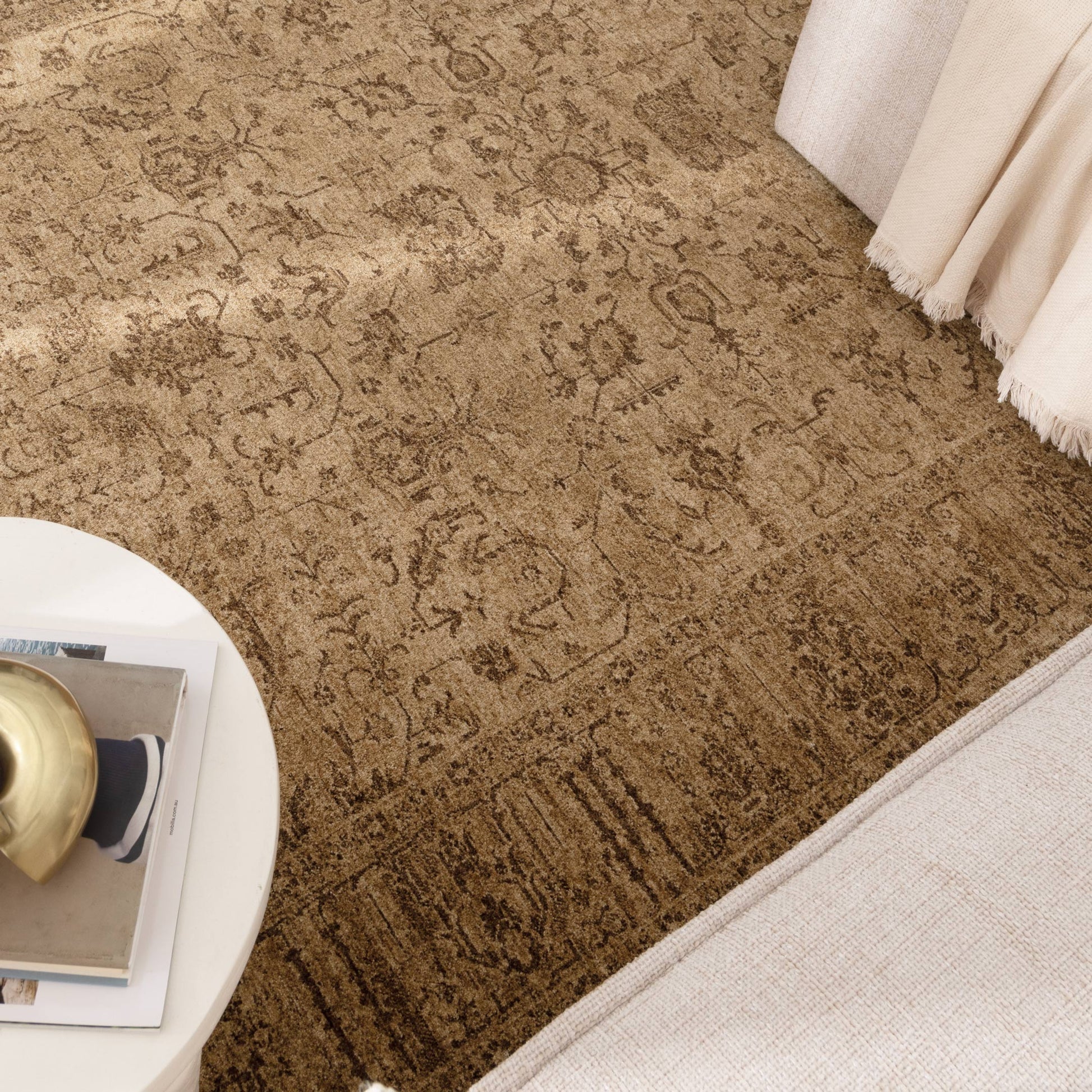 Heritage Distressed Border Mustard Rug - H105