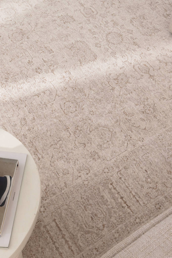 Heritage Distressed Border Beige Rug - H106