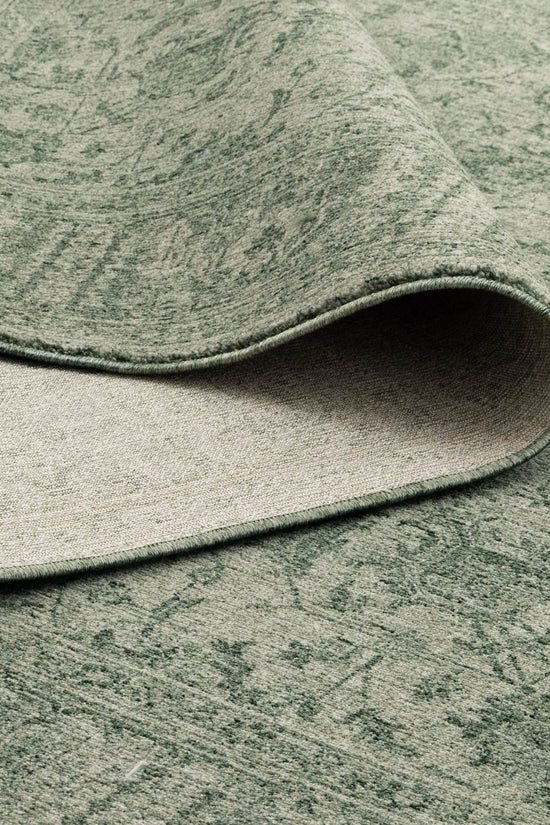 Heritage Distressed Border Green Rug - H107: (Different Tassel)