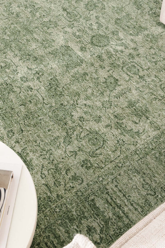 Heritage Distressed Border Green Rug - H107: (Different Tassel)