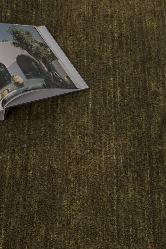Charleston Hand-Knotted Wool Rug Green