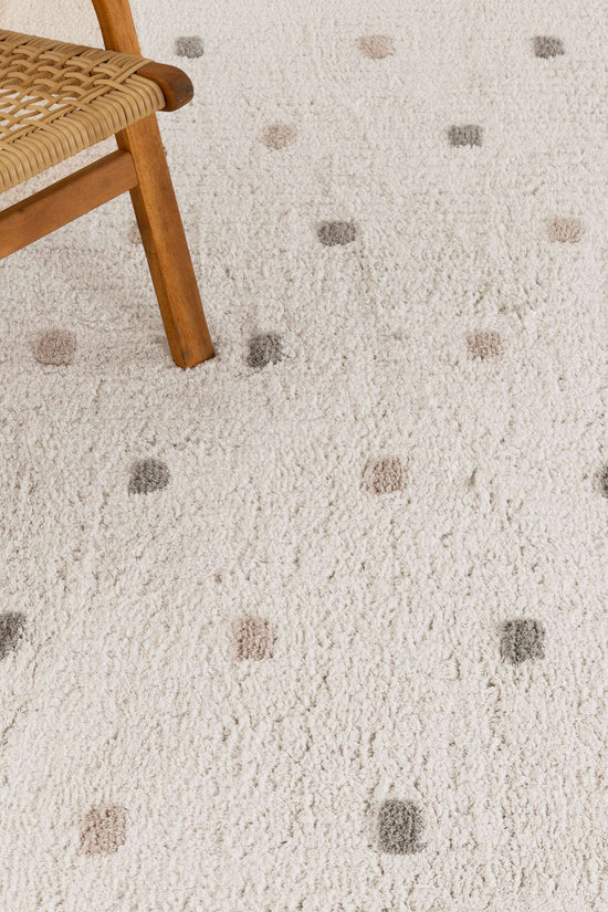 Mellow Round Scalloped Kids Rug White & Multi