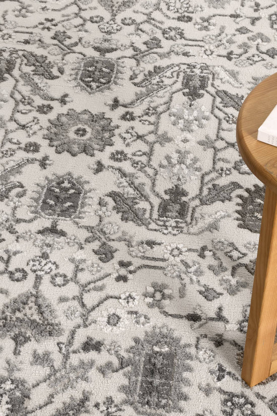 Sierra Oriental Border Grey Rug