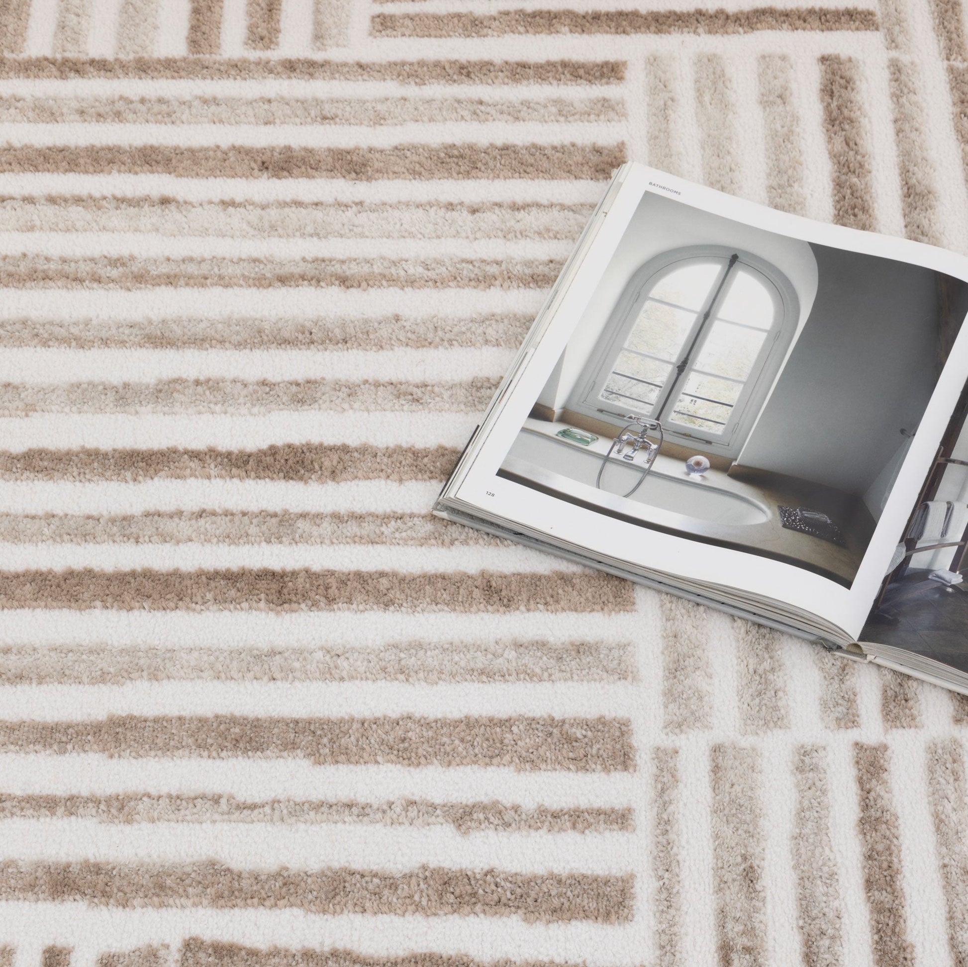 Wellington Geometric Lines Brown Rug - W001