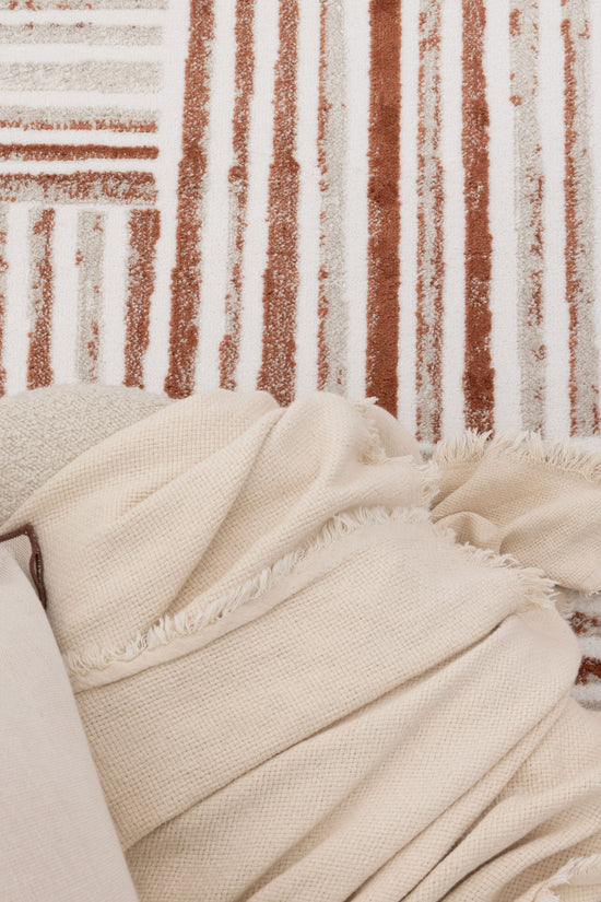 Wellington Geometric Lines Rust Rug - W004